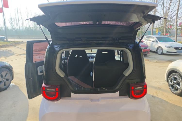 Used Chery QQ Ice Cream 2022 170km Sundae Phosphate Lithium-Ion Trunk