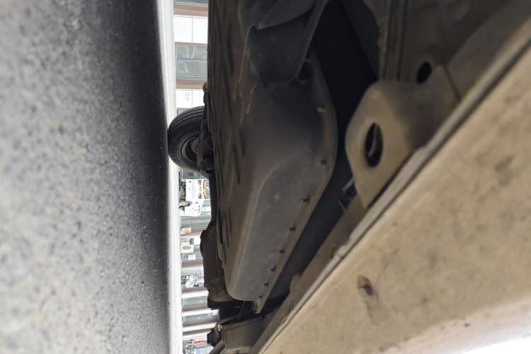 Used Chery QQ Ice Cream 2022 120km Conical Shape Lithium Iron Phosphate Chassis Front Left