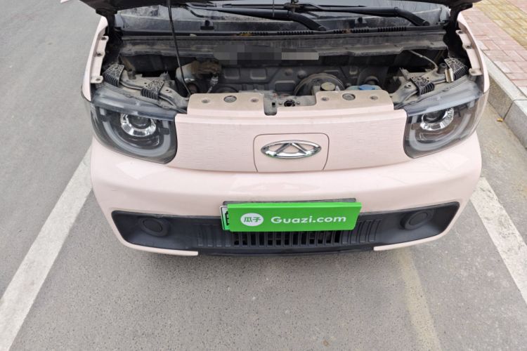 Used Chery QQ Ice Cream 2022 120km Conical Shape Lithium Iron Phosphate Engine Bay