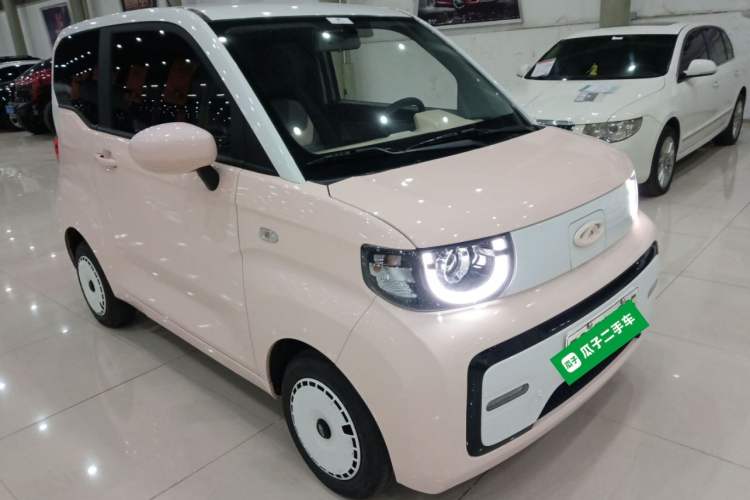 Used Chery QQ Ice Cream 2022 Taohuanxi Sweet Peach Edition Exterior 2