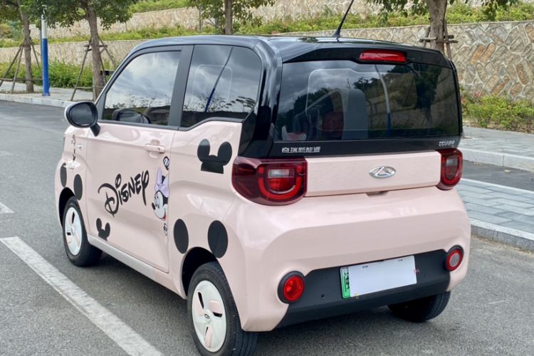 Used Chery QQ Ice Cream 2022 170km Sundae Phosphate Lithium-Ion Exterior 5