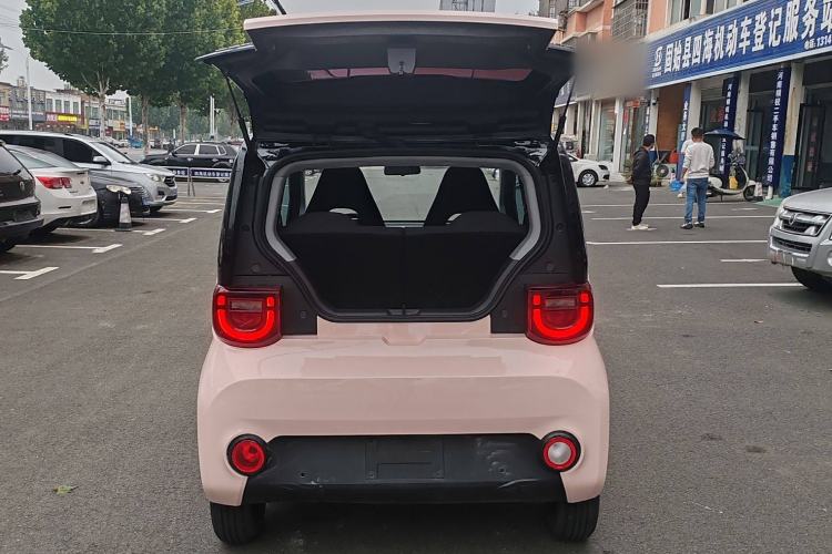 Used Chery QQ Ice Cream 2022 170km Sundae Phosphate Lithium-Ion Exterior 6