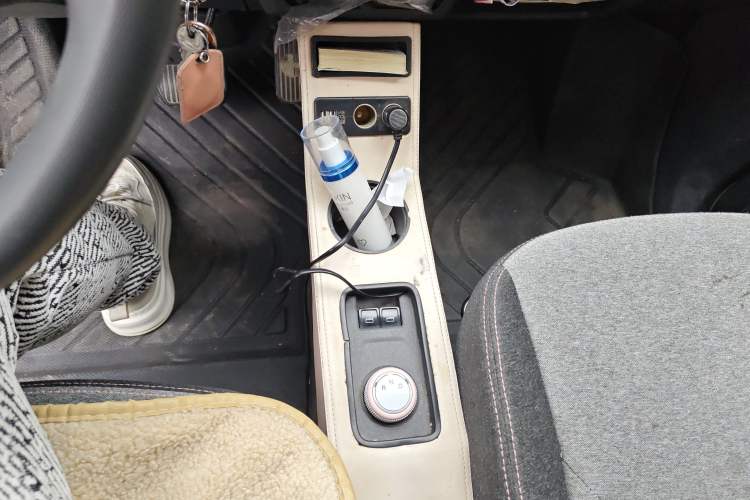 Used Chery QQ Ice Cream 2022 120km Conical Shape Lithium Iron Phosphate Gear Lever