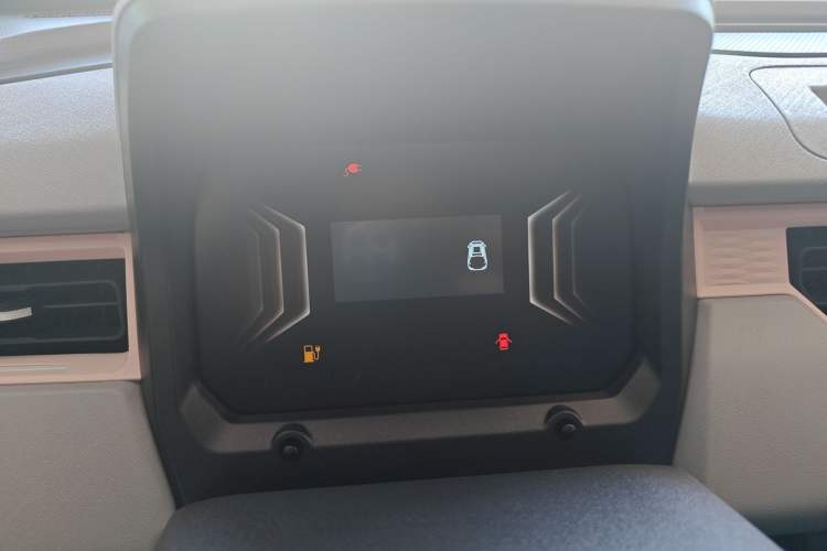 Used Chery QQ Ice Cream 2022 120km Milkshake Phosphate Lithium-Iron Instrument Cluster