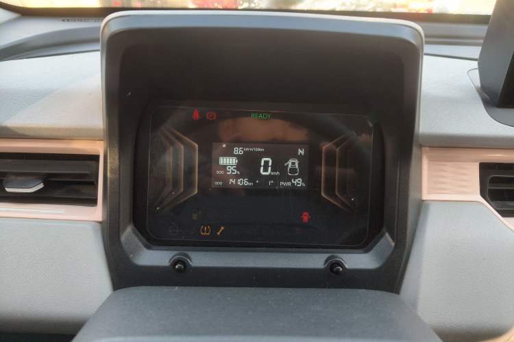 Used Chery QQ Ice Cream 2022 120km Milkshake Phosphate Lithium-Iron Instrument Cluster