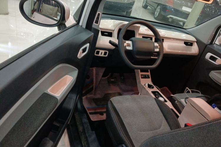 Used Chery QQ Ice Cream 2022 Taohuanxi Sweet Peach Edition Interior 3