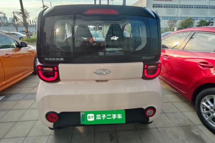 Used Chery QQ Ice Cream 2022 170km Sundae Phosphate Lithium-Ion Rear