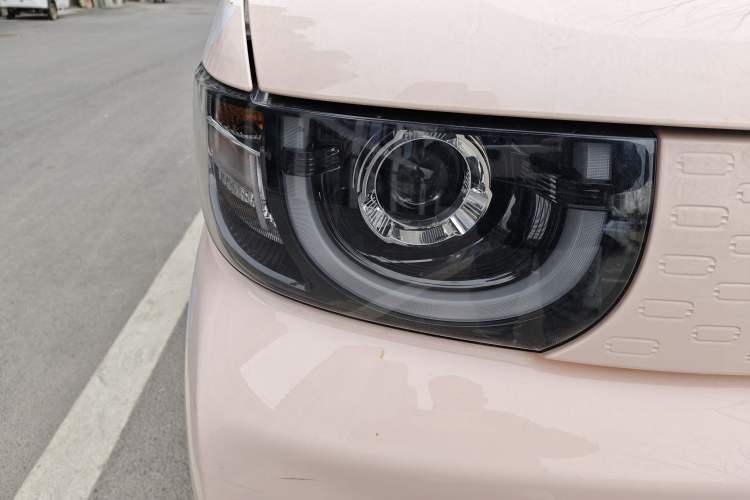 Used Chery QQ Ice Cream 2022 120km Conical Shape Lithium Iron Phosphate Right Front Headlight