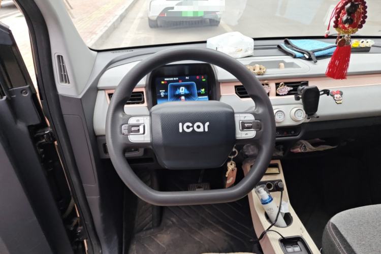 Used Chery QQ Ice Cream 2022 120km Conical Shape Lithium Iron Phosphate Steering Wheel
