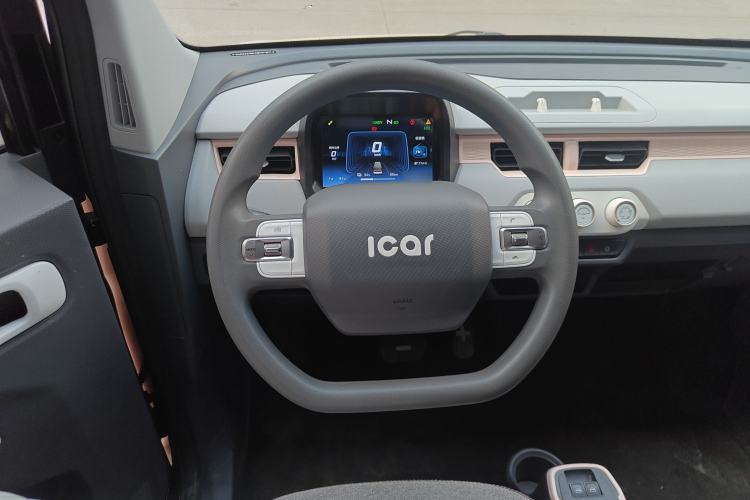 Used Chery QQ Ice Cream 2022 170km Sundae Phosphate Lithium-Ion Steering Wheel