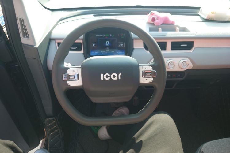 Used Chery QQ Ice Cream 2022 170km Sundae Phosphate Lithium-Ion Steering Wheel