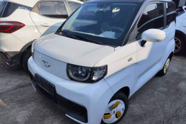 Used Chery QQ Ice Cream 2022 170km Sundae Phosphate Lithium-Ion