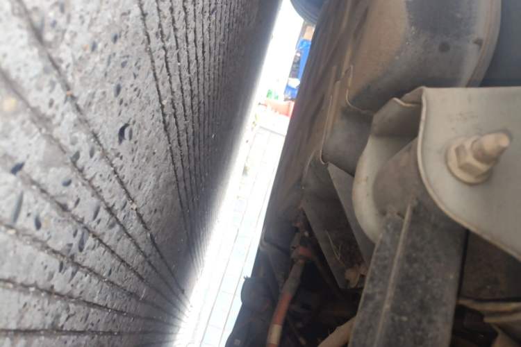 Used Chery QQ Ice Cream 2022 120km Conical Shape Lithium Iron Phosphate Chassis Rear Left