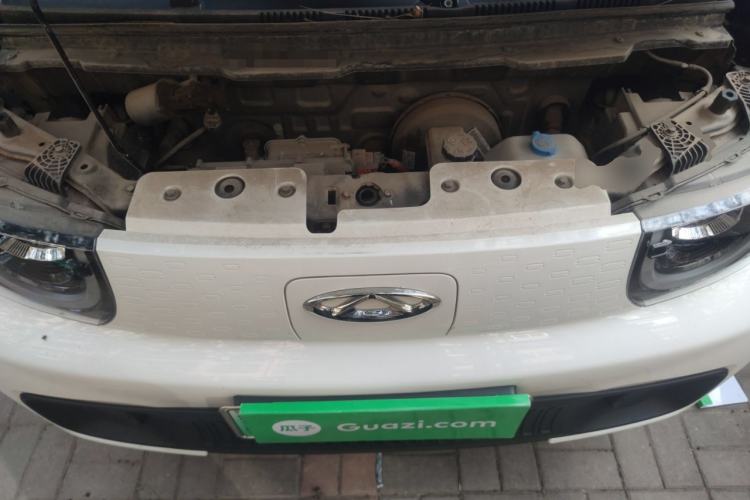 Used Chery QQ Ice Cream 2022 120km Conical Shape Lithium Iron Phosphate Engine Bay