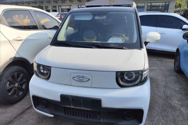 Used Chery QQ Ice Cream 2022 170km Sundae Phosphate Lithium-Ion Exterior 1
