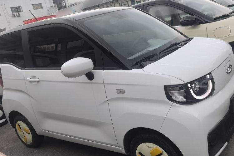Used Chery QQ Ice Cream 2022 170km Sundae Phosphate Lithium-Ion Exterior 2