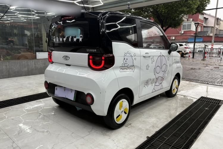 Used Chery QQ Ice Cream 2022 120km Conical Shape Lithium Iron Phosphate Exterior 4