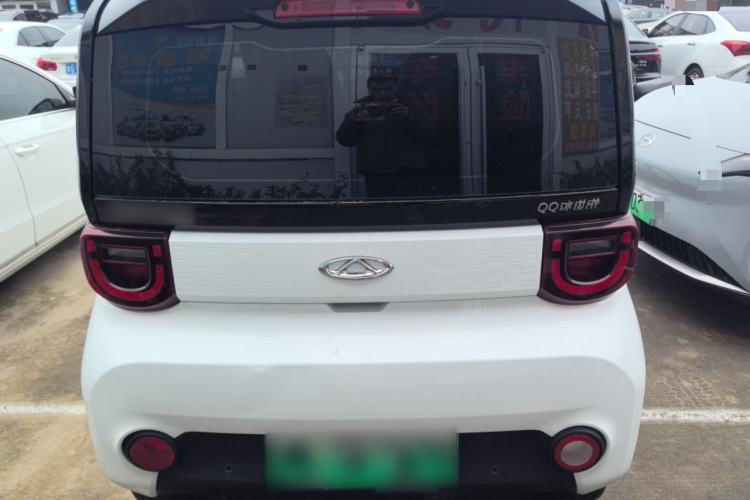 Used Chery QQ Ice Cream 2022 170km Sundae Phosphate Lithium-Ion Exterior 4