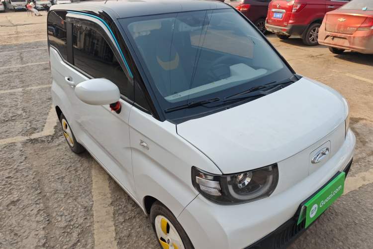 Used Chery QQ Ice Cream 2022 170km Sundae Phosphate Lithium-Ion Front Right 45 Deg