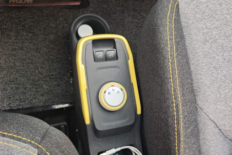 Used Chery QQ Ice Cream  Gear Lever