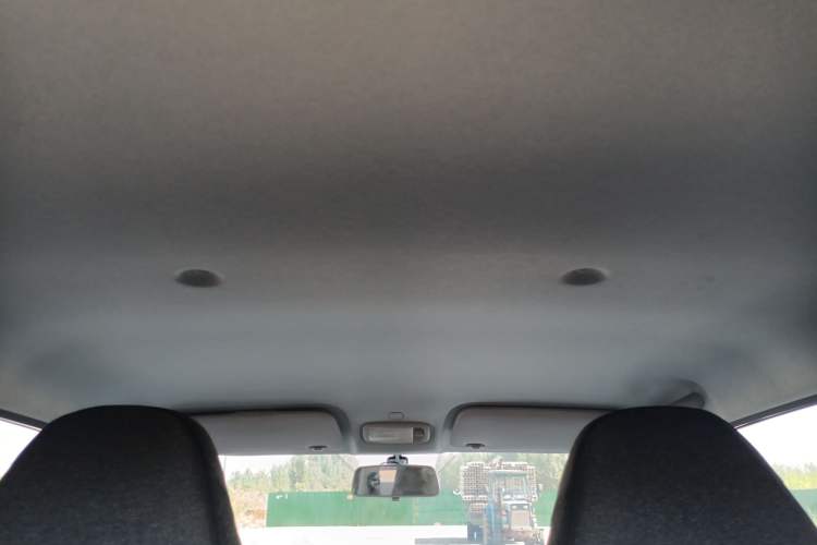 Used Chery QQ Ice Cream 2022 170km Sundae Phosphate Lithium-Ion Headliner