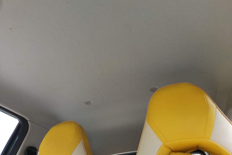 Used Chery QQ Ice Cream 2022 120km Conical Shape Lithium Iron Phosphate Headliner