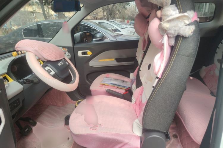 Used Chery QQ Ice Cream 2022 120km Conical Shape Lithium Iron Phosphate Left Front Seat
