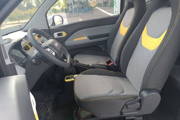 Used Chery QQ Ice Cream 2022 170km Sundae Phosphate Lithium-Ion Left Front Seat