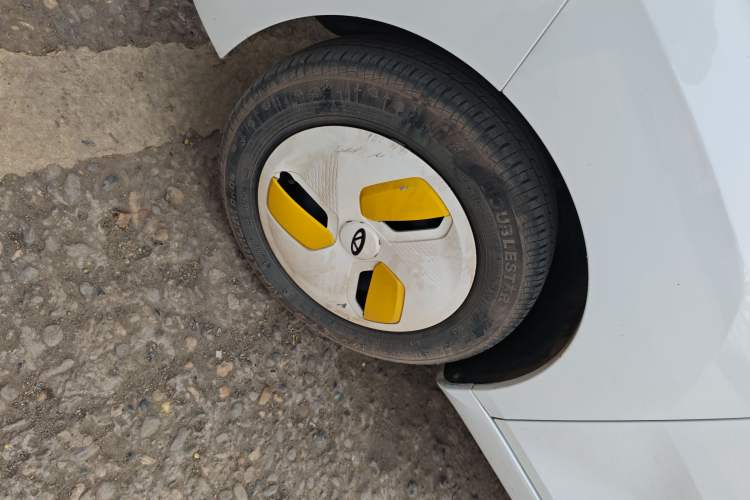Used Chery QQ Ice Cream 2022 170km Sundae Phosphate Lithium-Ion Left Front Wheel Hub