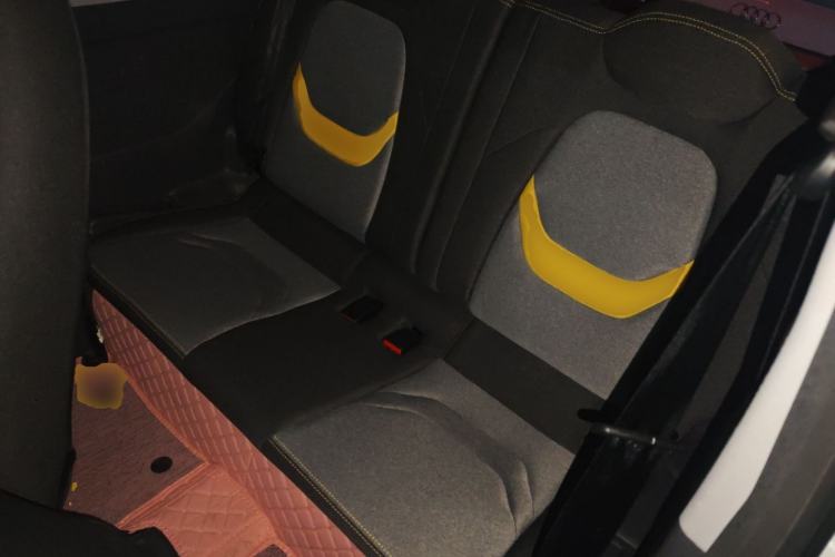 Used Chery QQ Ice Cream 2022 170km Sundae Phosphate Lithium-Ion Left Rear Seat