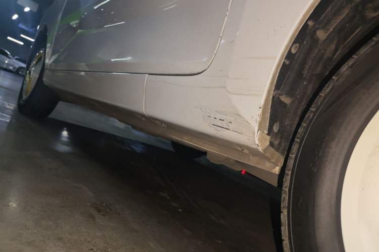 Used Chery QQ Ice Cream 2022 170km Sundae Phosphate Lithium-Ion Left Side Sill