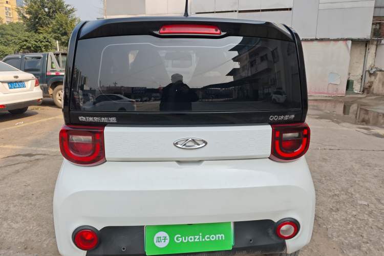 Used Chery QQ Ice Cream 2022 170km Sundae Phosphate Lithium-Ion Rear