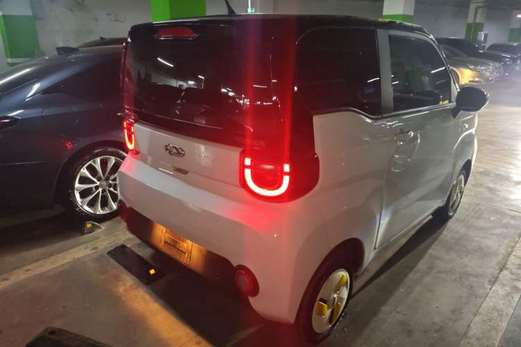 Used Chery QQ Ice Cream 2022 170km Sundae Phosphate Lithium-Ion Rear Right 45 Deg
