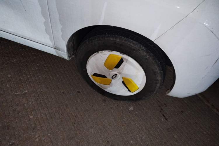 Used Chery QQ Ice Cream 2022 170km Sundae Phosphate Lithium-Ion Right Front Wheel Hub