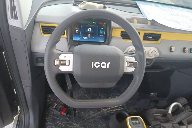 Used Chery QQ Ice Cream 2022 170km Sundae Phosphate Lithium-Ion Steering Wheel