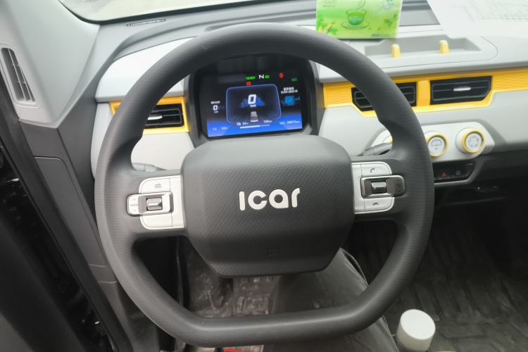 Used Chery QQ Ice Cream 2022 170km Sundae Phosphate Lithium-Ion Steering Wheel