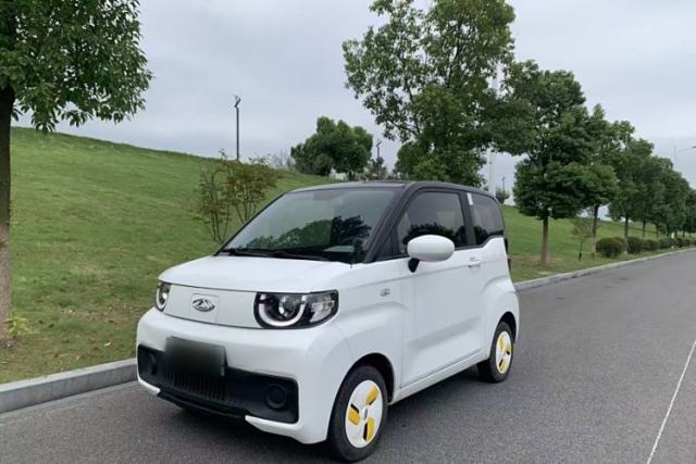 Used Chery QQ Ice Cream 2022 170km Sundae Phosphate Lithium-Ion