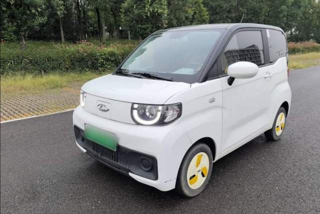 Used Chery QQ Ice Cream 2022 170km Sundae Phosphate Lithium-Ion