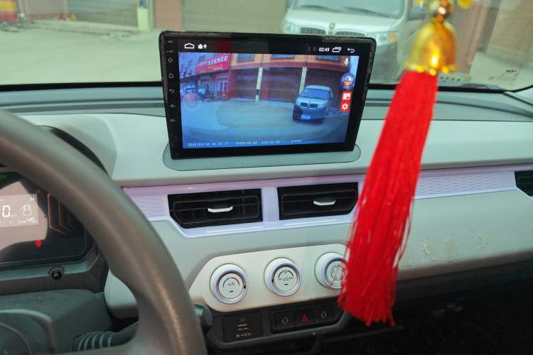 Used Chery QQ Ice Cream 2023 120km Ice Cream-Type Lithium Iron Phosphate Audio And AC Panel