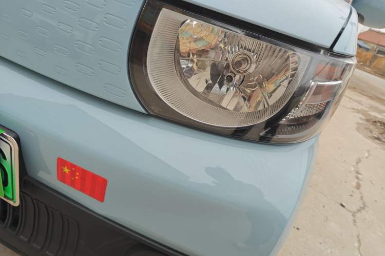Used Chery QQ Ice Cream 2023 120km Ice Cream-Type Lithium Iron Phosphate Left Front Headlight
