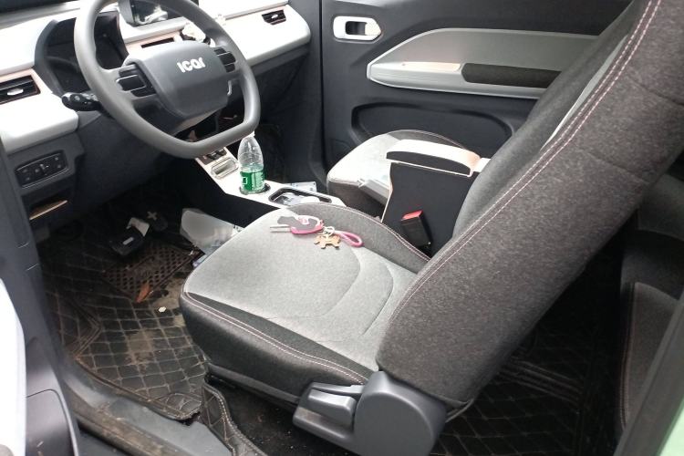Used Chery QQ Ice Cream 2023 120km Ice Cream-Type Lithium Iron Phosphate Driver Seat