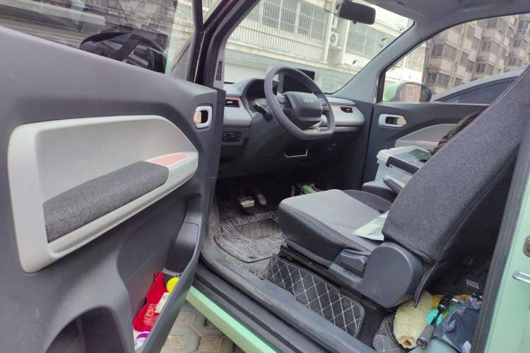 Used Chery QQ Ice Cream 2023 170km Milkshake – Lithium Iron Phosphate Driver Seat
