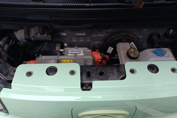 Used Chery QQ Ice Cream 2023 120km Ice Cream-Type Lithium Iron Phosphate Engine Bay
