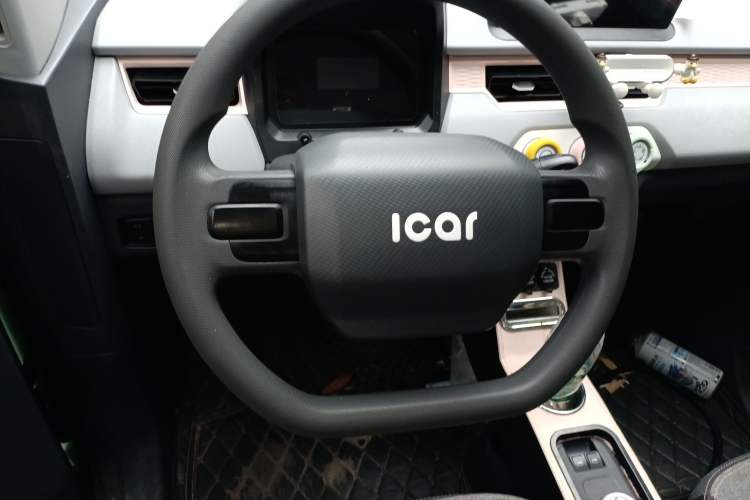 Used Chery QQ Ice Cream 2023 120km Ice Cream-Type Lithium Iron Phosphate Steering Wheel