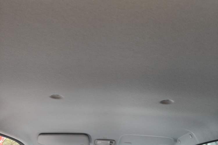 Used Chery QQ Ice Cream 2023 120km Ice Cream-Type Lithium Iron Phosphate Headliner