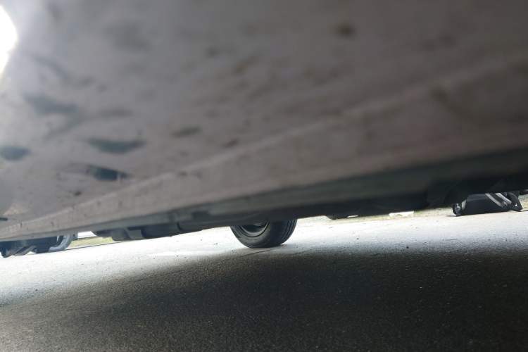 Used Chery QQ Ice Cream 2023 120km Ice Cream-Type Lithium Iron Phosphate Right Side Sill