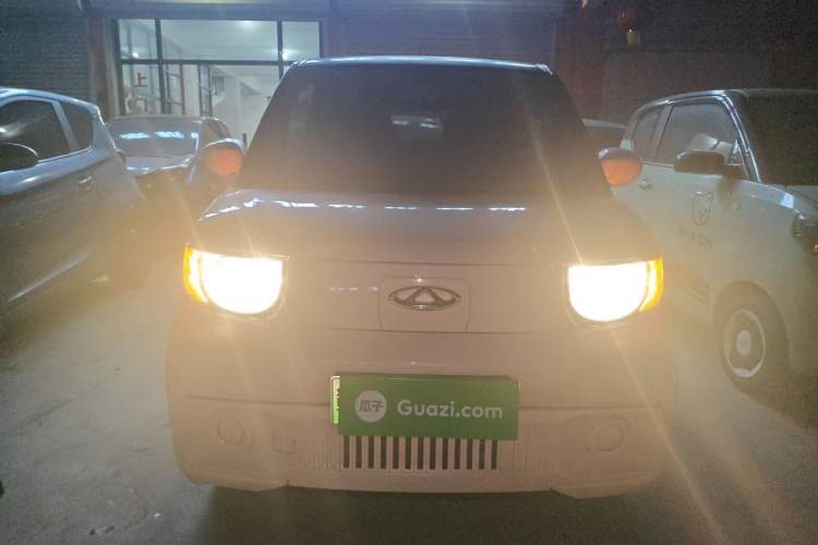 Used Chery QQ Ice Cream 2023 120km Ice Cream-Type Lithium Iron Phosphate Front