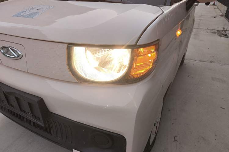 Used Chery QQ Ice Cream 2023 170km Milkshake – Lithium Iron Phosphate Left Front Headlight