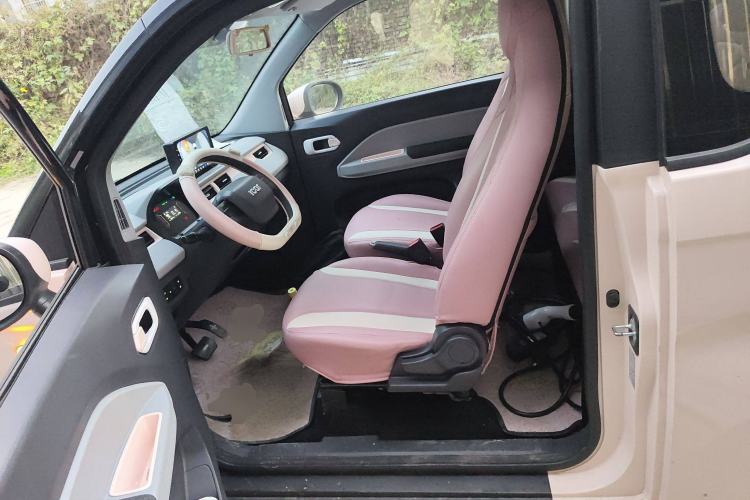 Used Chery QQ Ice Cream 2023 170km Milkshake – Lithium Iron Phosphate Left Front Seat