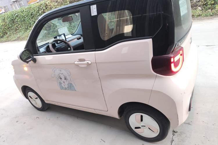 Used Chery QQ Ice Cream 2023 170km Milkshake – Lithium Iron Phosphate Left Side